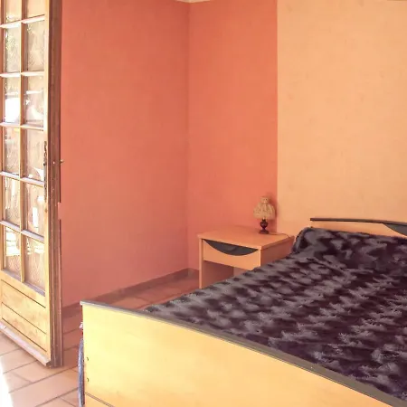 De 2 Chambres Avec Jardin Clos Et Wifi A Sur A 1 Km De La Lejlighed